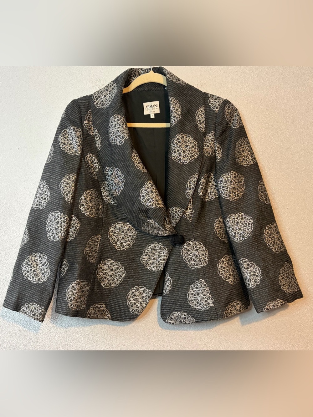 Armani Collezioni   Evening  Jacket in gray